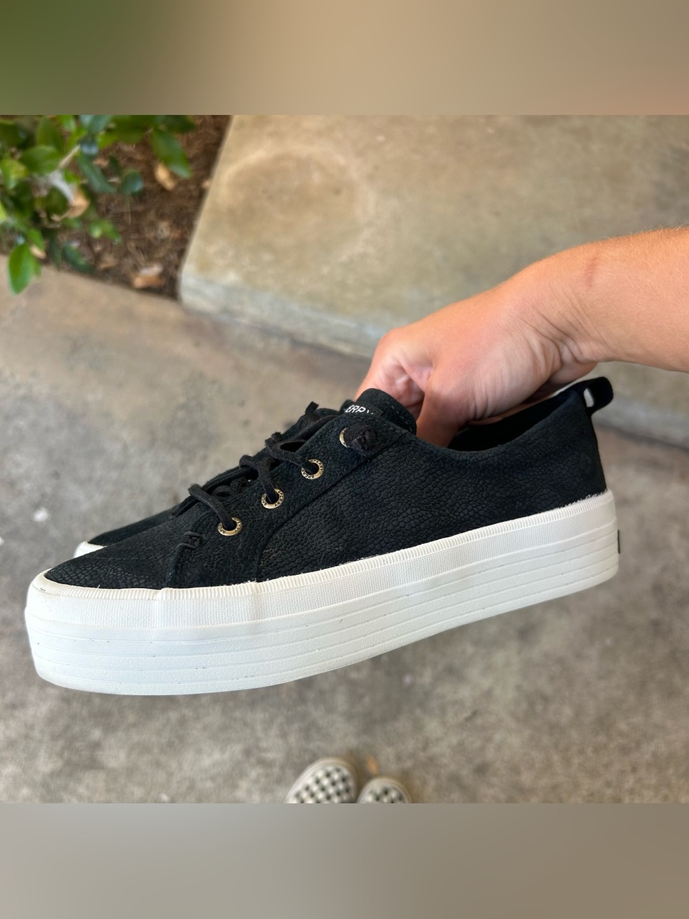 Sperry platform slip on